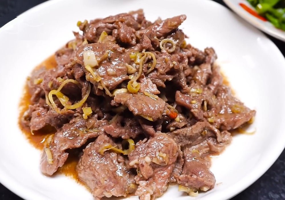 Mẹo làm bò xào lăn chấm bánh mì thơm mềm dễ thực hiện