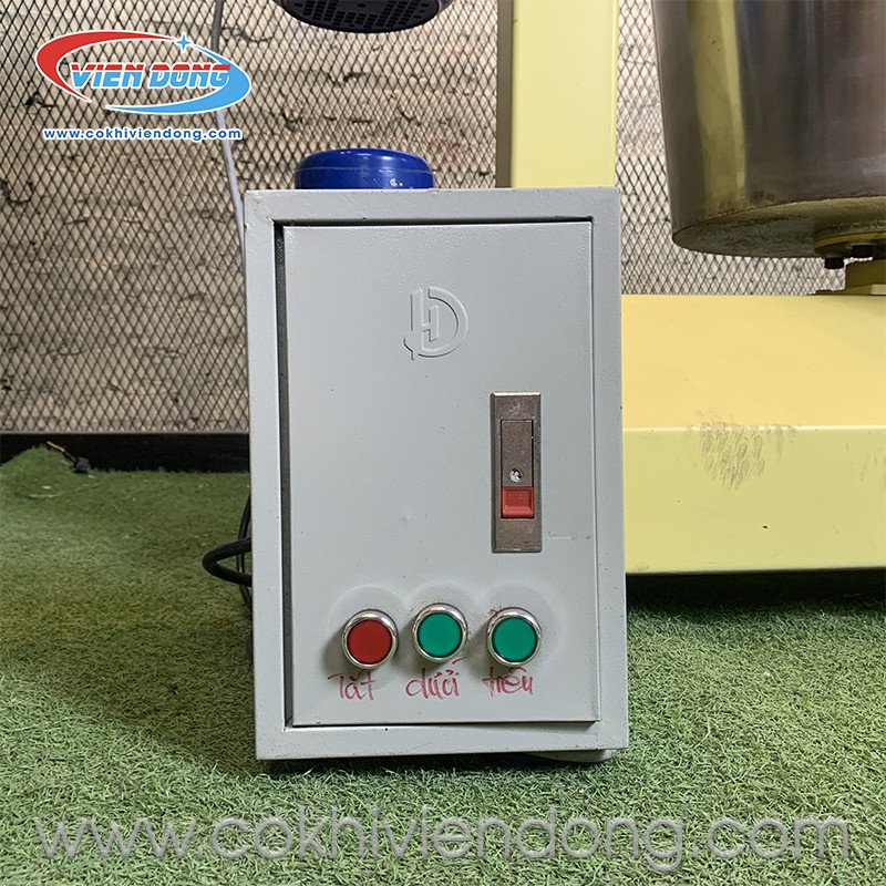 Bảng điều khiển trực quan trên máy nhào bột bánh mì