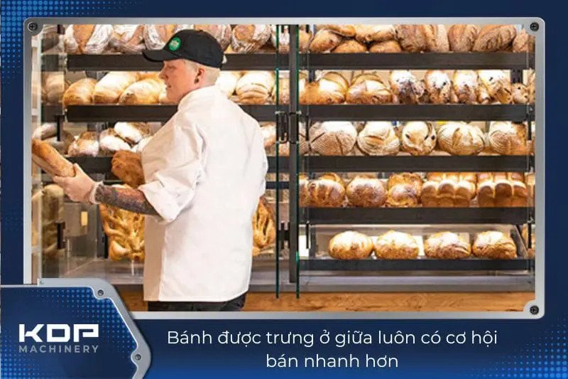 Bánh được trưng bày ở tầng giữa có cơ hội bán nhanh hơn nhờ cách xếp bánh mì đẹp