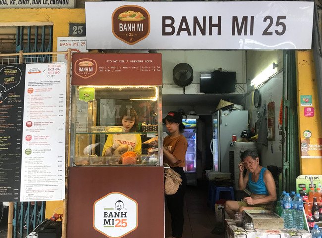 Bánh Mì 25 trên phố Hàng Cá, địa điểm đánh giá bánh mì 25 nổi tiếng
