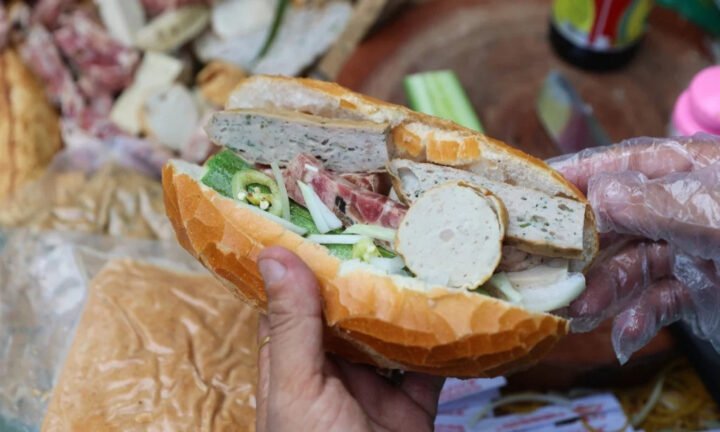 Bánh mì Bà Chung Lào Cai - Đặc sản vùng cao