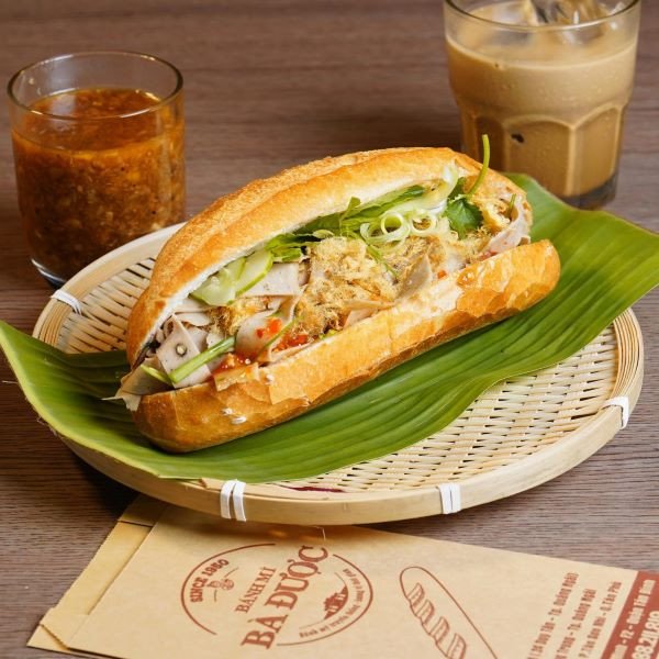 Bánh mì Bà Được Quảng Ngãi, một địa chỉ ẩm thực lâu đời được người dân địa phương yêu thích
