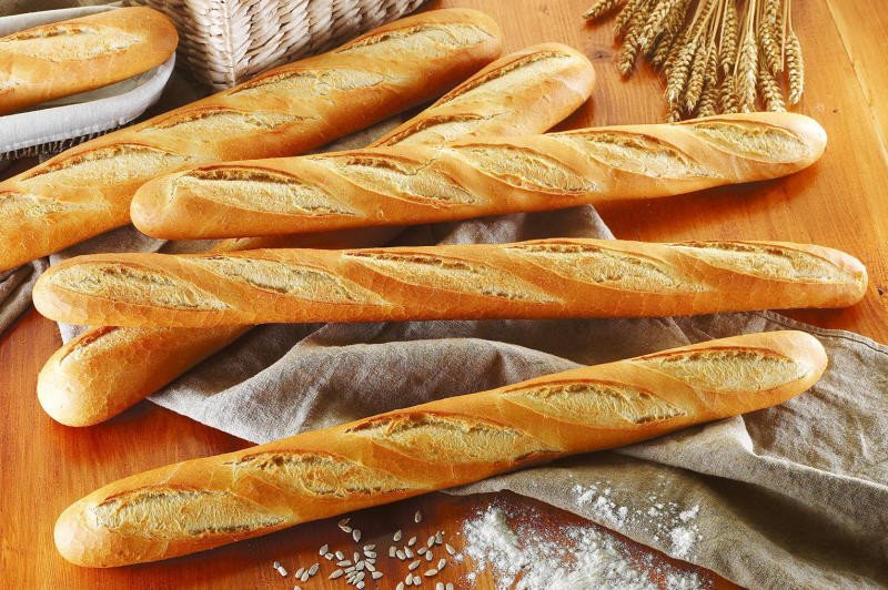 Bánh mì baguette, loại bánh đặc trưng của Saigonese Baguette