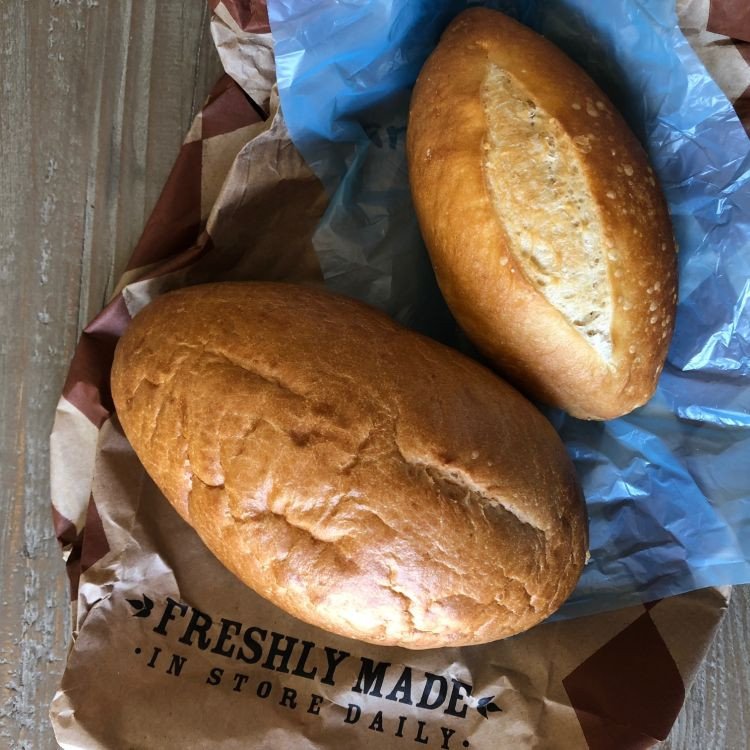 Bánh mì baguette và bolillo