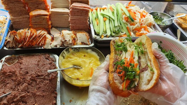 Bánh mì chả Việt Nam thơm ngon, hấp dẫn, nguồn gốc và sự phát triển