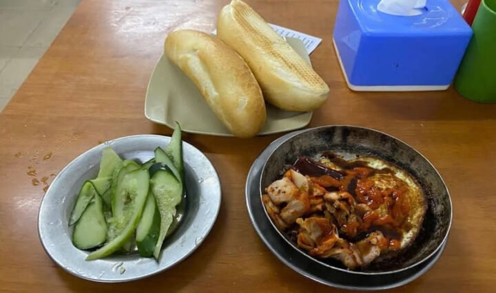 bánh mì chảo chùa láng