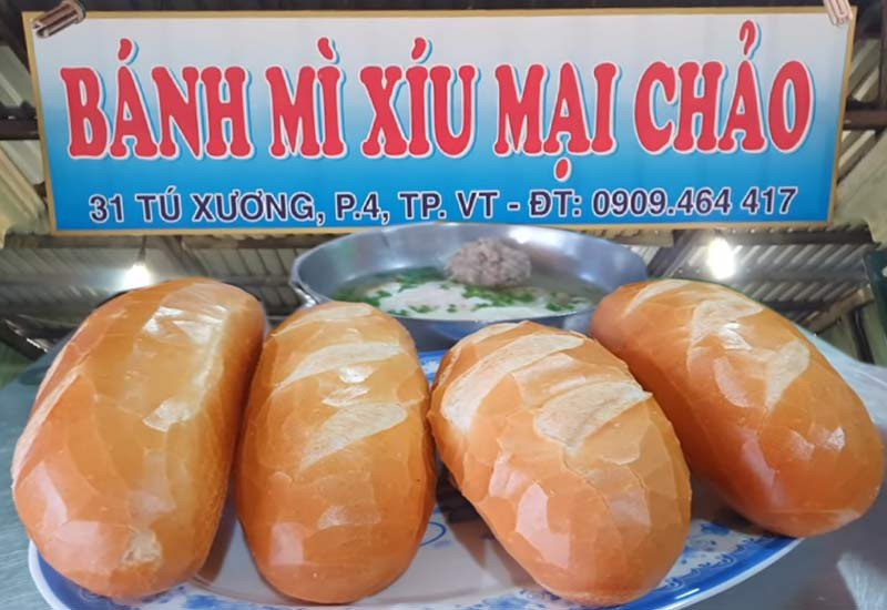Bánh mì chảo Tú Xương Vũng Tàu nổi tiếng với xíu mại đậm đà