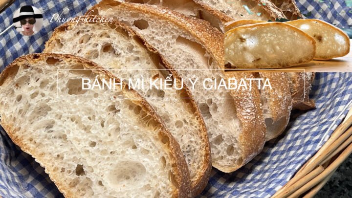 Bánh mì ciabatta vàng giòn với lỗ khí to nhỏ