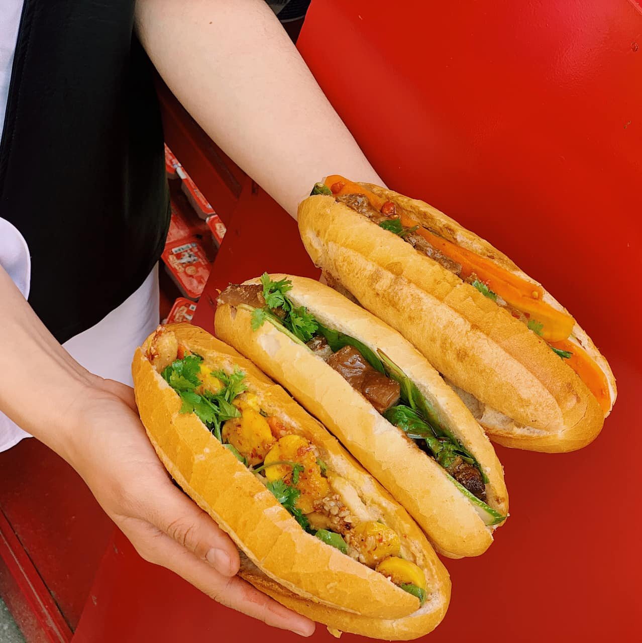 Bánh mì Cối Xay Gió kẹp thịt đa dạng