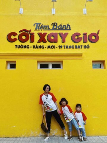 Bánh mì Cối Xay Gió và bức tường vàng Đà Lạt