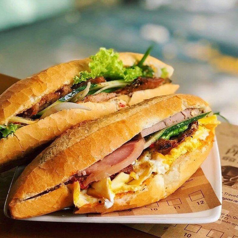 Bánh mì đầu nhọn Hội An với hình dáng đặc biệt