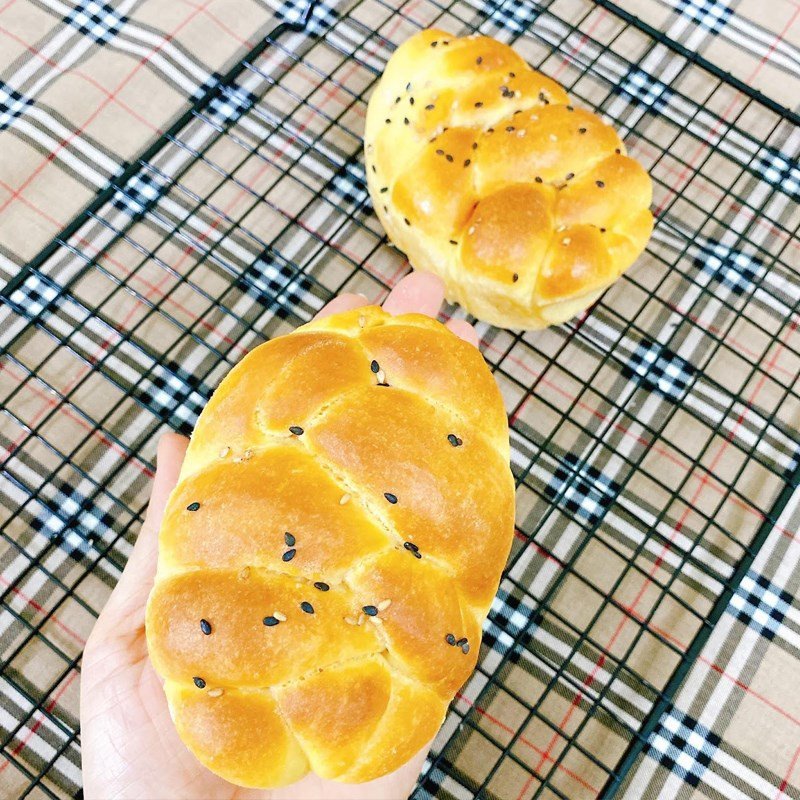 Bánh mì hoa cúc với công thức đặc biệt