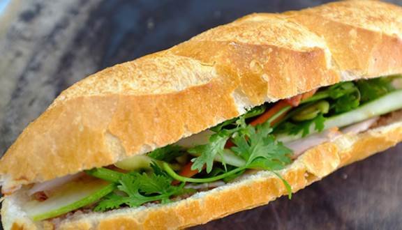 Bánh mì Hồng Ngọc truyền thống, hương vị gia truyền trọn vẹn