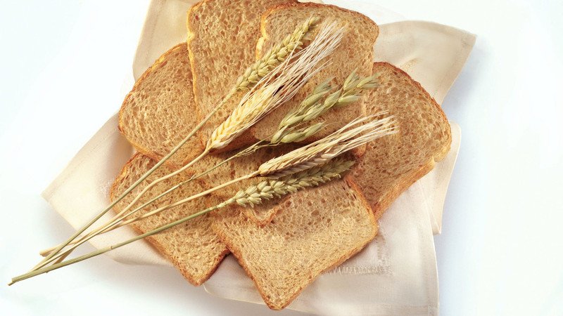 Bánh mì lúa mạch nguyên hạt, một lựa chọn bánh mì healthy giàu chất xơ, hỗ trợ giảm cân với bánh mì hiệu quả.