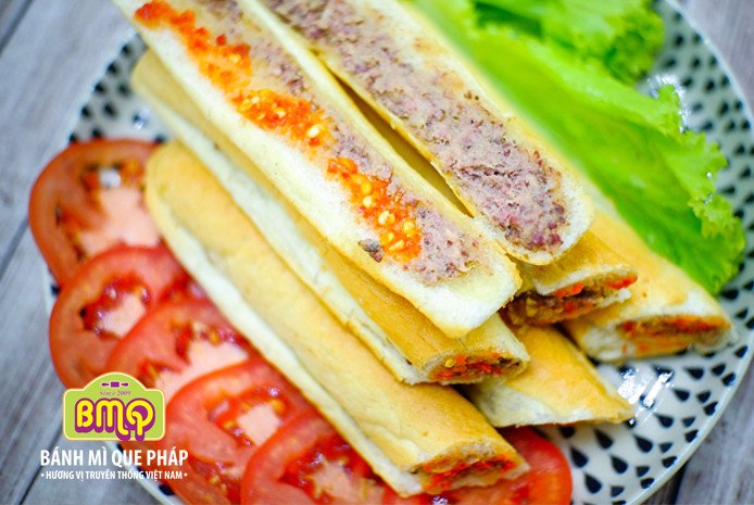 bánh mì miền trung