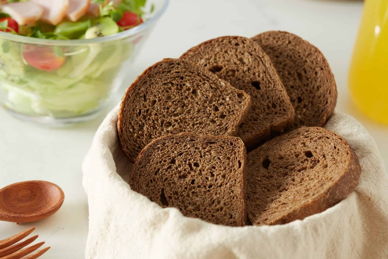 Bánh mì nguyên cám, lựa chọn lành mạnh thay thế bánh mì cay