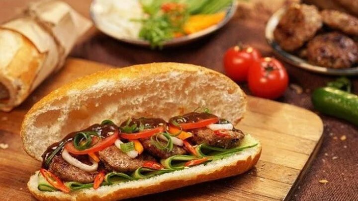 Bánh mì pate có lợi ích gì?