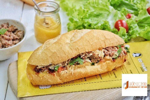 Bánh mì pate truyền thống chuẩn vị