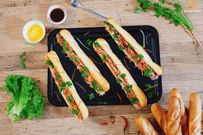 Bánh mì que giòn rụm, đặc sản Đà Lạt
