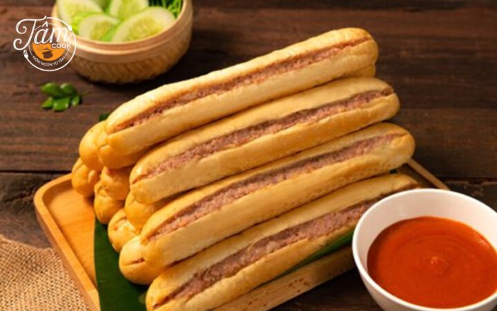 Bánh mì que Hải Phòng tại lò bánh mì que TPHCM