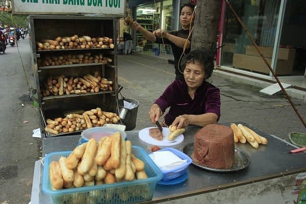 Bánh mì que Hải Phòng truyền thống