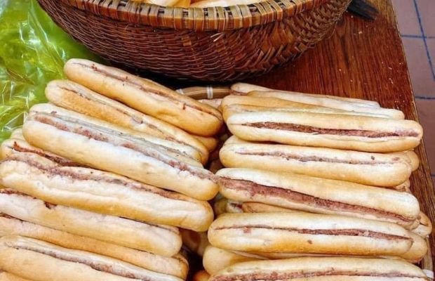 Bánh mì que Hải Phòng