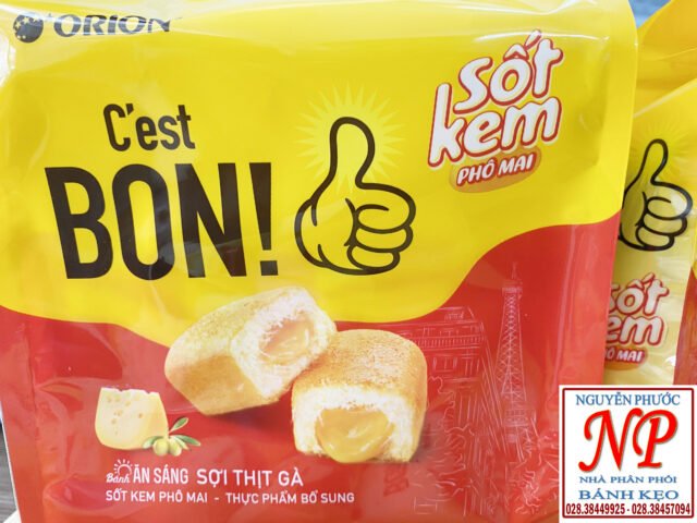 Bánh mì sợi gà C'est Bon với sốt kem phô mai béo ngậy