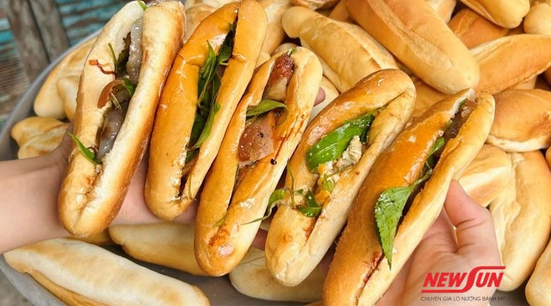 Bánh mì tí hon chợ Đông Ba, đặc sản ẩm thực Huế