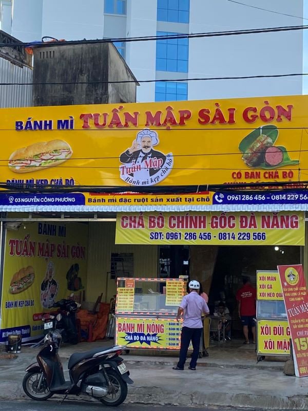 Bánh mì Tuấn Mập Quảng Ngãi, mang hương vị Sài Gòn hòa quyện cùng đặc trưng địa phương