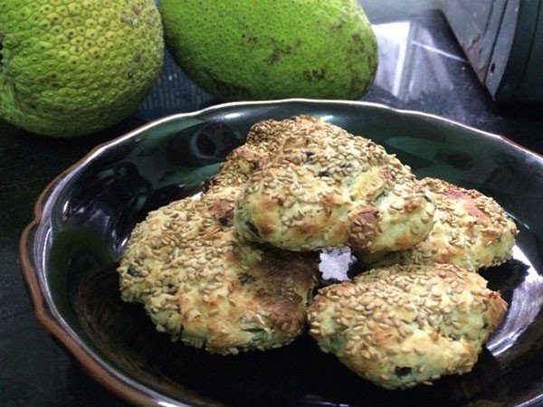 Bánh Sa Kê nướng, thành quả hấp dẫn khi nấu rượu hoặc làm bánh mì