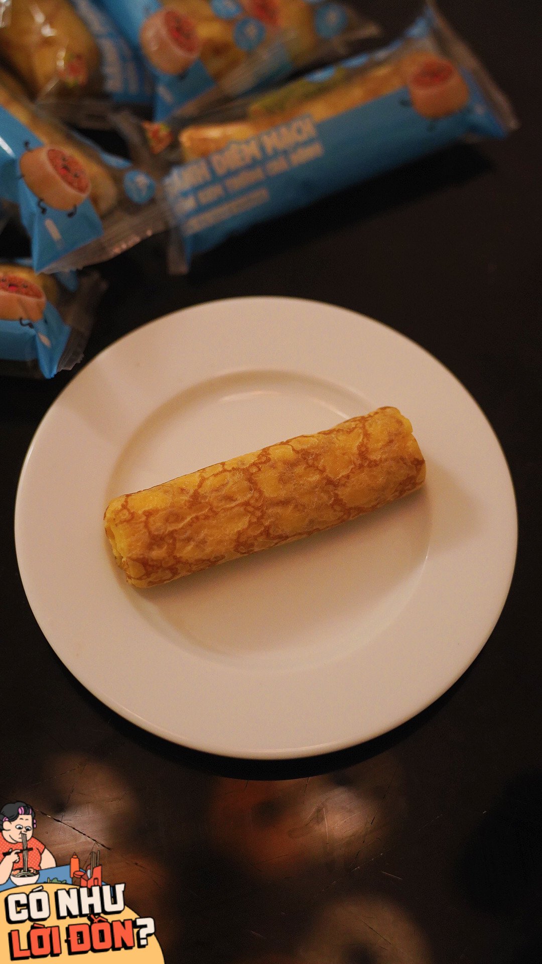 Bánh trứng cuộn chà bông Hằng Du Mục sau khi mở hộp