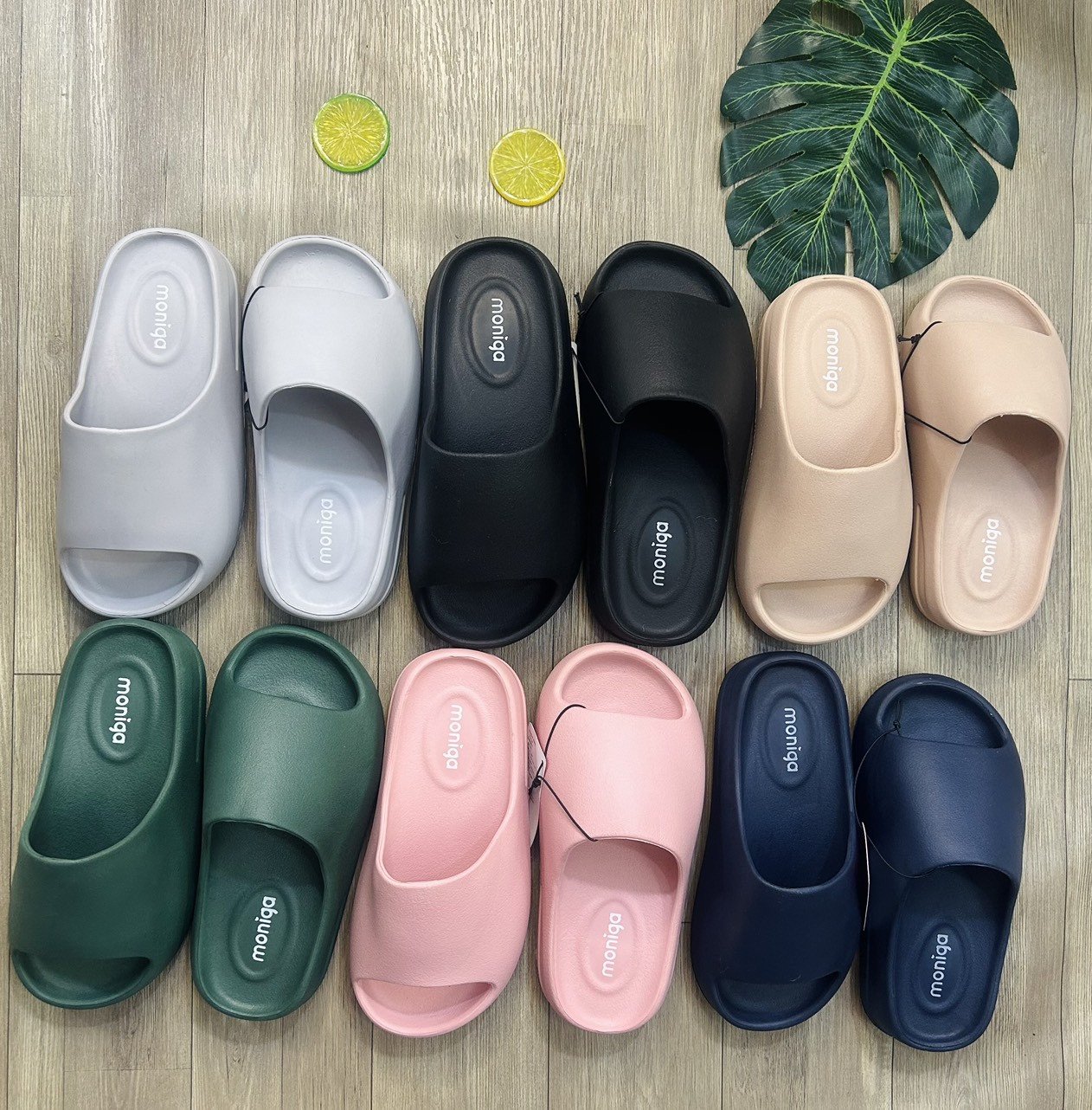 Bộ sưu tập dép bánh mì Monobo đa dạng màu sắc, từ hồng đến xanh navy