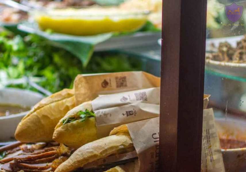 Các loại nhân tươi ngon chuẩn bị cho bánh mì Phượng