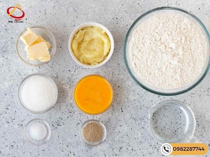 Các nguyên liệu thiết yếu cho món bánh mì bơ sữa
