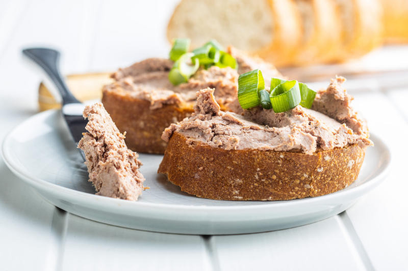 Cách làm pate ăn với bánh mì tại nhà