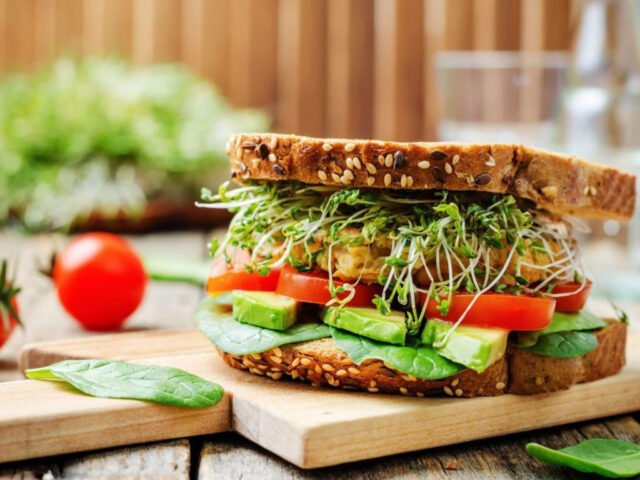 Calo trong một lát bánh mì sandwich cơ bản