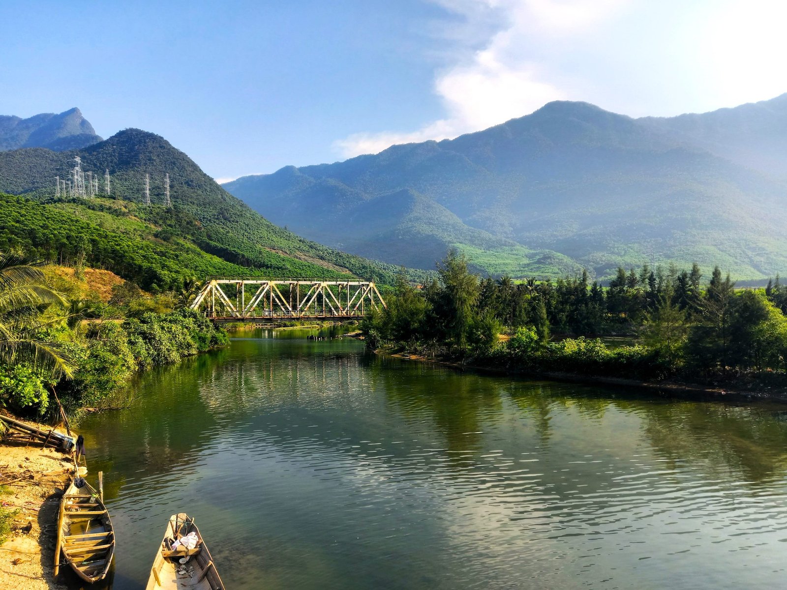 Cảnh đẹp sông núi