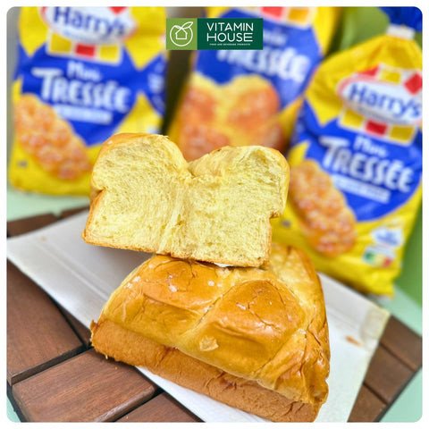 Cấu trúc xé sợi độc đáo của bánh mì hoa cúc Pháp, thể hiện độ mềm ẩm tuyệt vời