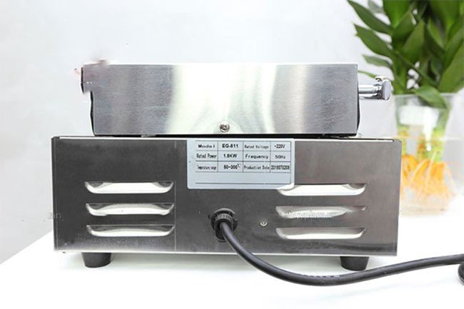 Chất liệu cao cấp của máy ép bánh mì ảnh hưởng đến chất lượng bánh mì ép giòn