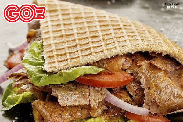 Chiếc bánh mì tam giác kẹp thịt đầy đủ dưỡng chất và hấp dẫn