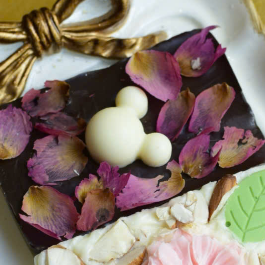 Chocolate Thỏi Mini (Đen đầu gấu hoa hồng) 4 Chocolate Thỏi Mini (Đen đầu gấu hoa hồng)