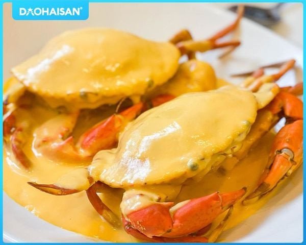 Chuẩn bị nguyên liệu làm cua sốt trứng muối chấm bánh mì