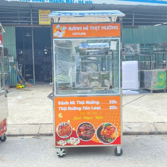 Đa dạng các mẫu xe bánh mì thịt nướng đường phố