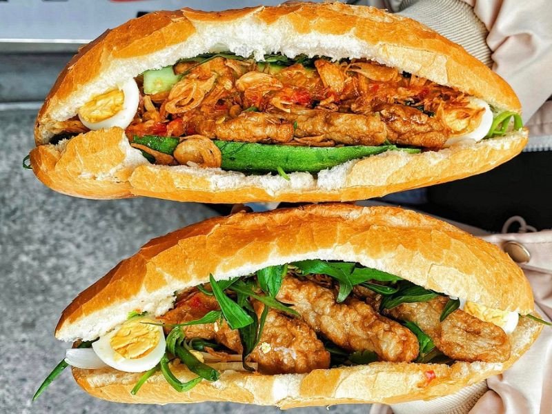 Hình ảnh những miếng chả cá tươi ngon, gợi lên lợi ích dinh dưỡng của việc tiêu thụ cá.