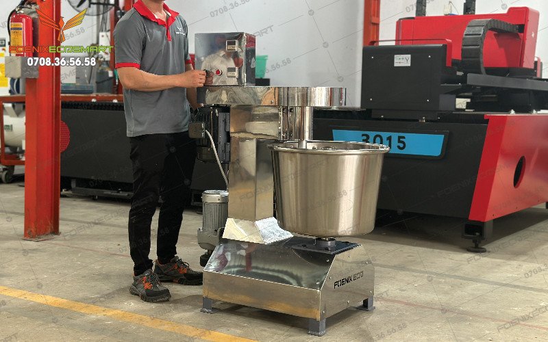 Hình ảnh thực tế Máy Trộn Bột Bánh Mì 8kg 3 Phase FOENIX ECO