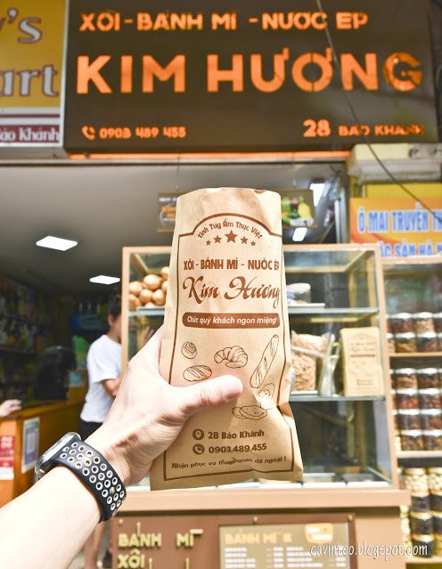 Hoàn thiện chiếc bánh mì Kim Hương với đầy đủ nhân