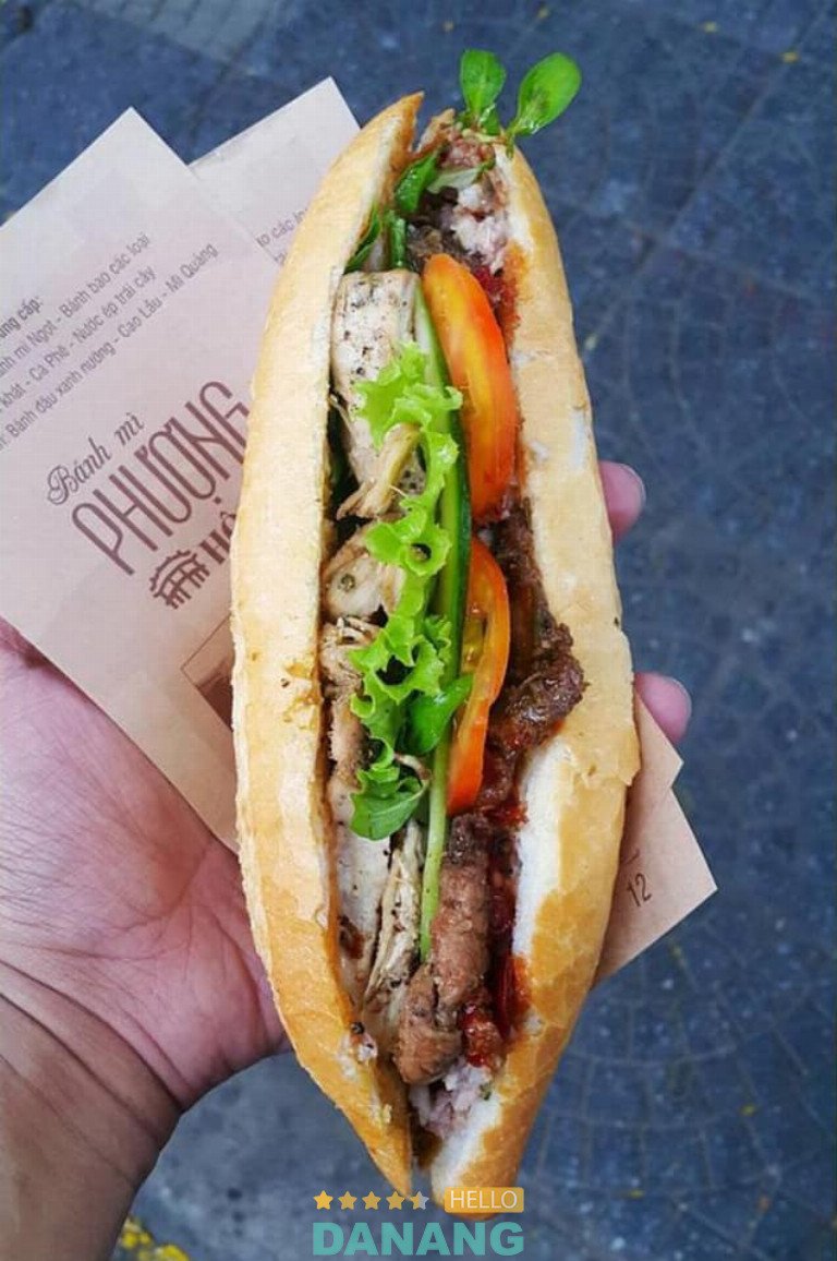 Hương vị bánh mì Phượng đậm đà
