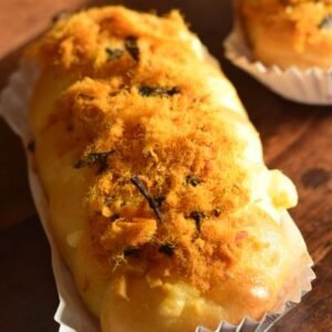 Bánh Mì Trứng Muối Phô Mai