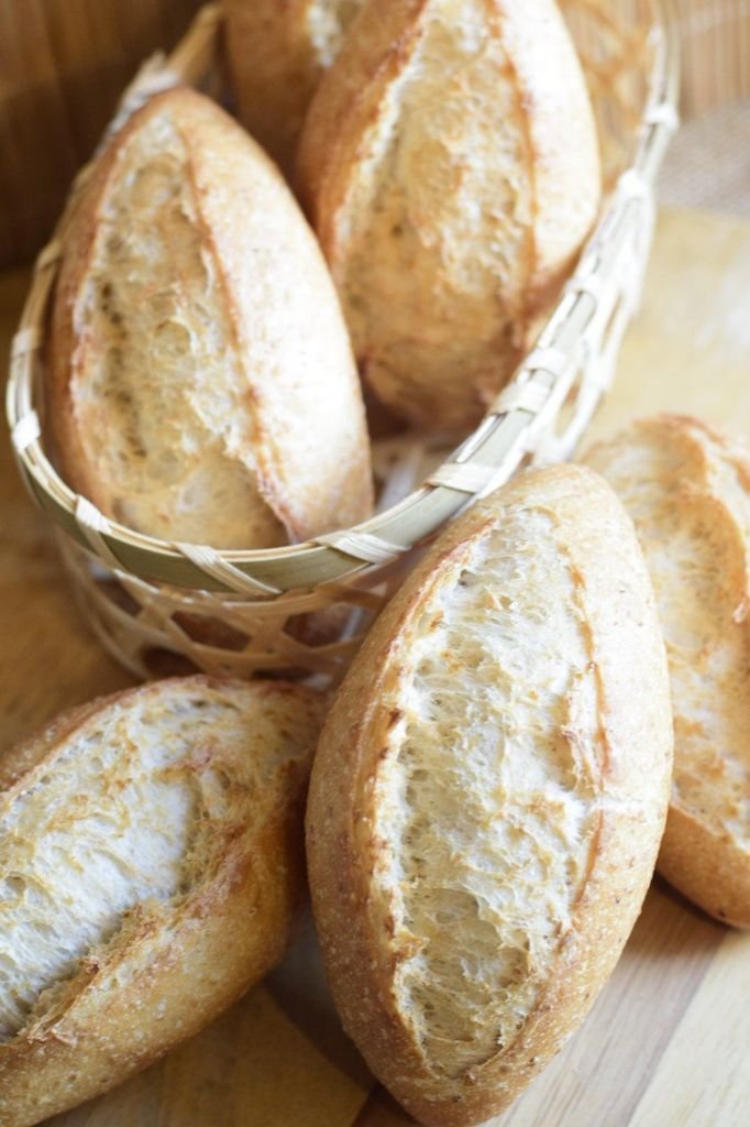 Sourdough Mini Cám Mật Ong 4 Sourdough Mini Cám Mật Ong