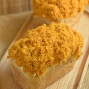 Bánh mì Bơ Ruốc